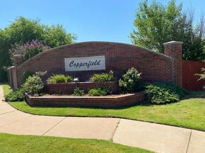 Copperfield neighborhood entrance